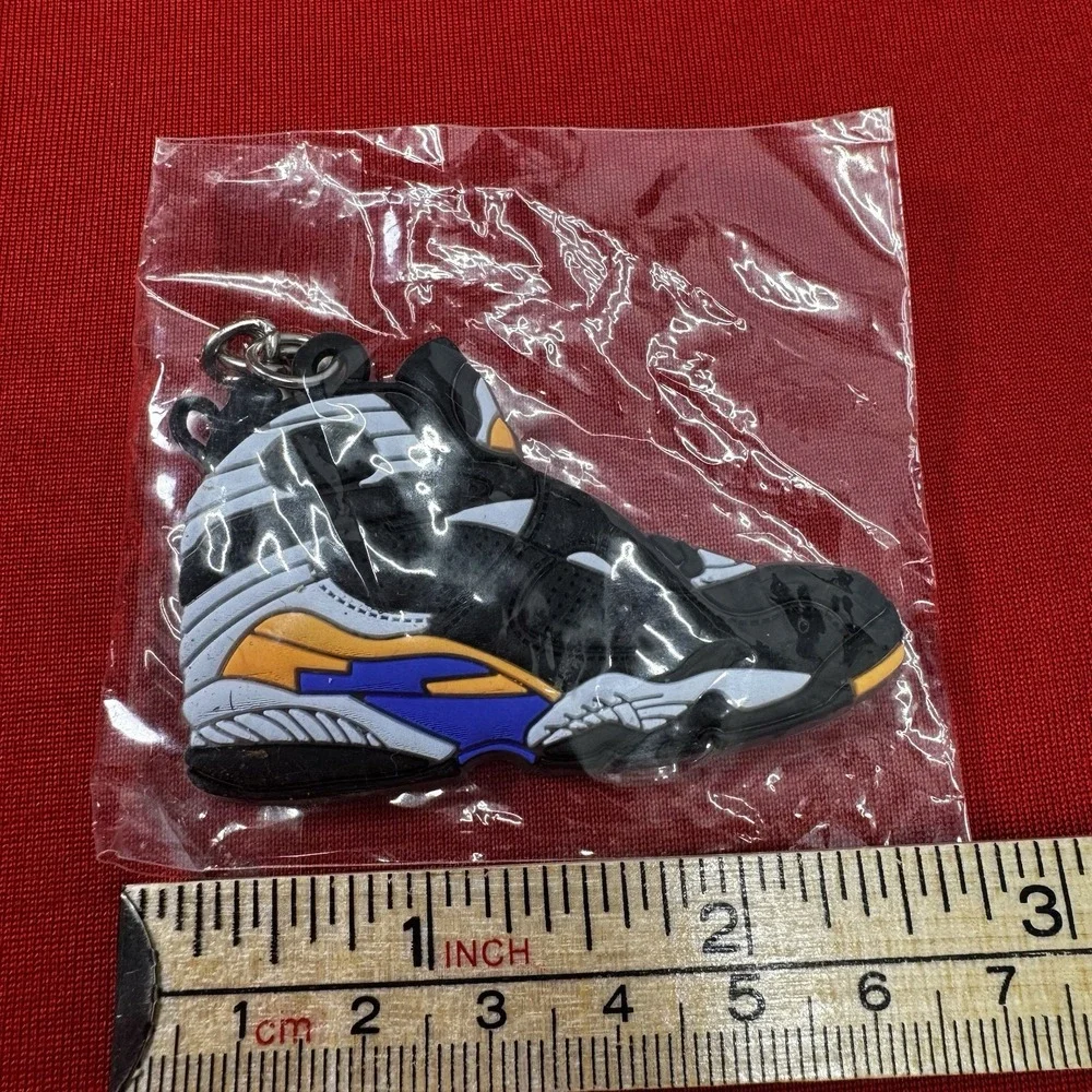 Sneaker‎ Keychain 2D